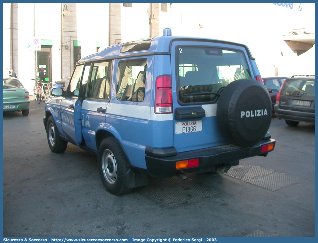 Polizia E1866
Polizia di Stato
Reparto Mobile
Land Rover Discovery II serie
Parole chiave: PS;P.S.;Polizia;Polizia di Stato;Reparto Mobile;Land Rover;Discovery