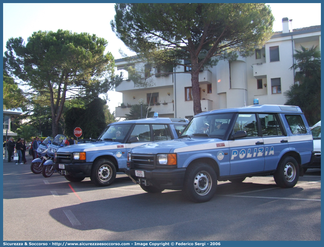 Polizia E1873
Polizia di Stato
Reparto Mobile
Land Rover Discovery II serie
Parole chiave: PS;P.S.;Polizia;Polizia di Stato;Reparto Mobile;Land Rover;Discovery