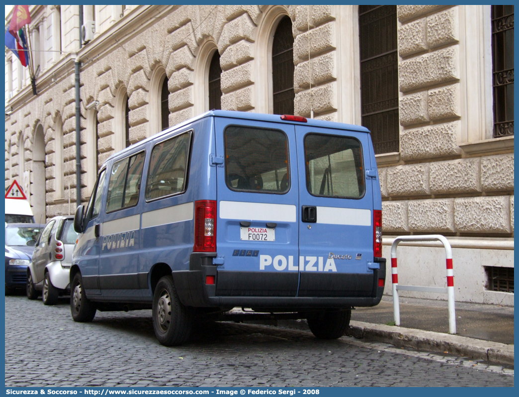 Polizia F0072
Polizia di Stato
Fiat Ducato II serie restyling
Parole chiave: PS;P.S.;Polizia;Stato;Pubblica;Sicurezza;Polizia di Stato;Fiat;Ducato;F0072