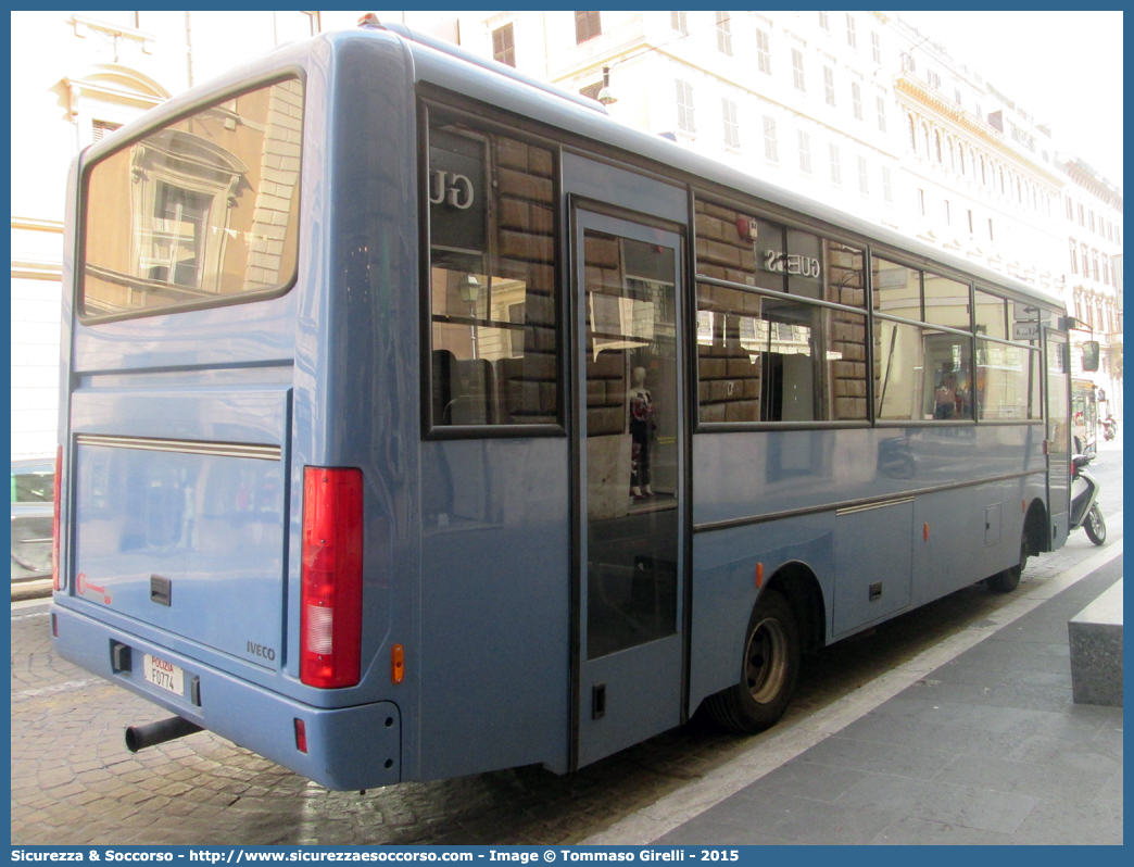 Polizia F0774
Polizia di Stato
Iveco Cacciamali 100e21
Parole chiave: PS;P.S.;Polizia;di;Stato;Pubblica;Sicurezza;Iveco;Cacciamali;100e21;F0774