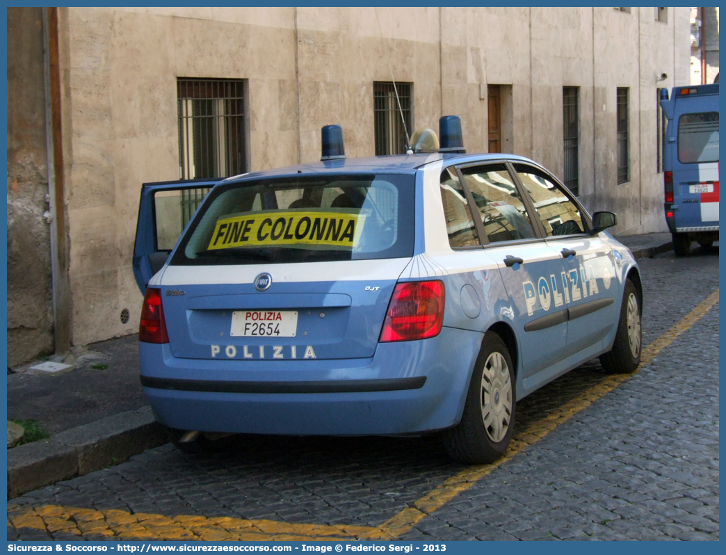 Polizia  F2654
Polizia di Stato
Fiat Stilo II serie
Parole chiave: PS;P.S.;Polizia;di;Stato;Pubblica;Sicurezza;Fiat;Stilo;F2654