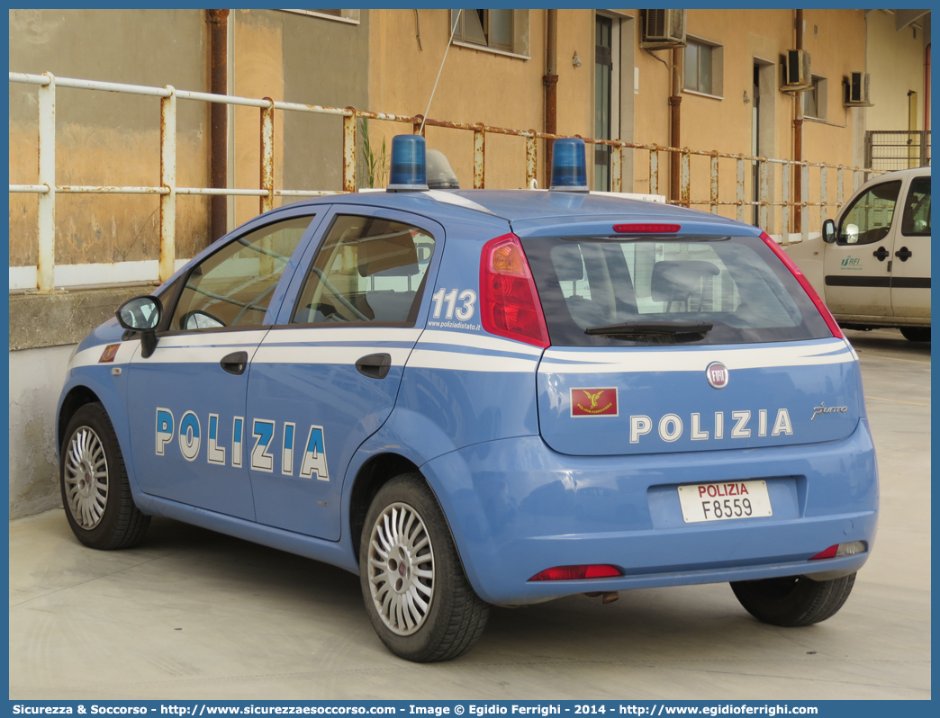 Polizia F8559
Polizia di Stato
Polizia Ferroviaria
Fiat Grande Punto
Parole chiave: PS;P.S.;Polizia;di;Stato;Ferroviaria;Polfer;Fiat;Grande;Punto