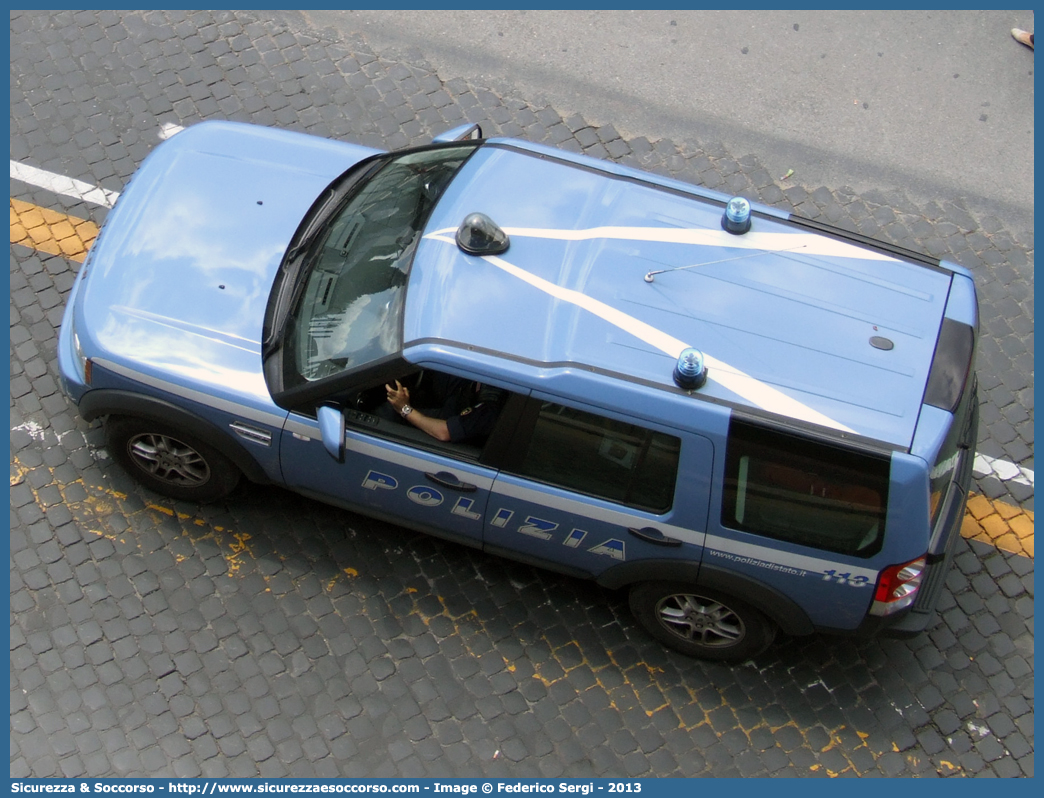 Polizia H3423
Polizia di Stato
Land Rover Discovery 4
Parole chiave: PS;P.S.;Polizia;di;Stato;Polizia;Stato;Land;Rover;Discovery;4;H3423