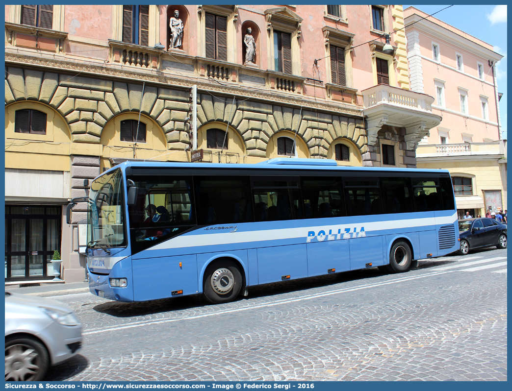 Polizia H7418
Polizia di Stato
Iveco Irisbus Crossway
Parole chiave: PS;P.S.;Polizia;di;Stato;Iveco;Irisbus;Crossway