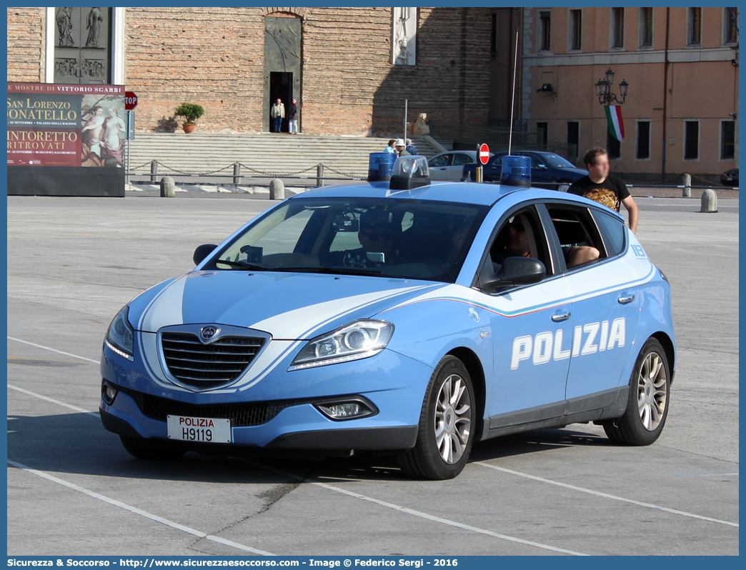 Polizia H9119
Polizia di Stato
Reparto Prevenzione Crimine
Lancia Nuova Delta
Parole chiave: PS;P.S.;Polizia;di;Stato;Pubblica;Sicurezza;Reparto;Prevenzione;Crimine;Lancia;Delta