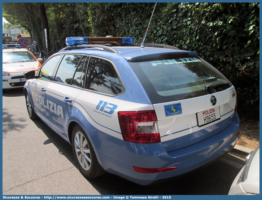 Polizia H9655
Polizia di Stato
Polizia Stradale
Autostrada del Brennero S.p.A.
Skoda Octavia Wagon 4x4 IV serie
Allestitore Bertazzoni S.r.l.
Parole chiave: PS;P.S.;Polizia;di;Stato;Stradale;Autostradale;Autostrada;del;Brennero;Brennerautobahn;Skoda;Octavia;Wagon;Station;SW;S.W.;4x4;Bertazzoni;H9655