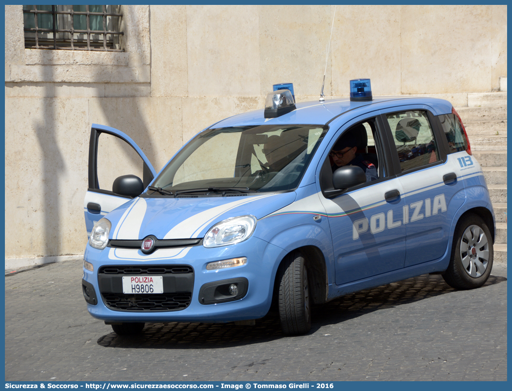 Polizia H9806
Polizia di Stato
Fiat Nuova Panda II serie
Allestitore Nuova Carrozzeria Torinese S.r.l.
(I fornitura)
Parole chiave: PS;P.S.;Polizia;di;Stato;Polizia;Fiat;Nuova;Panda;Nuova;Carrozzeria;Torinese