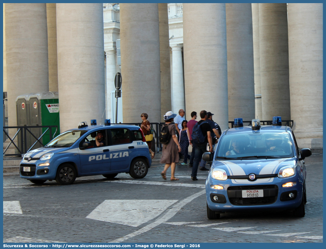 Polizia H9810
Polizia di Stato
Fiat Nuova Panda II serie
Allestitore Nuova Carrozzeria Torinese S.r.l.
(I fornitura)
Parole chiave: PS;P.S.;Polizia;di;Stato;Polizia;Fiat;Nuova;Panda;Nuova;Carrozzeria;Torinese