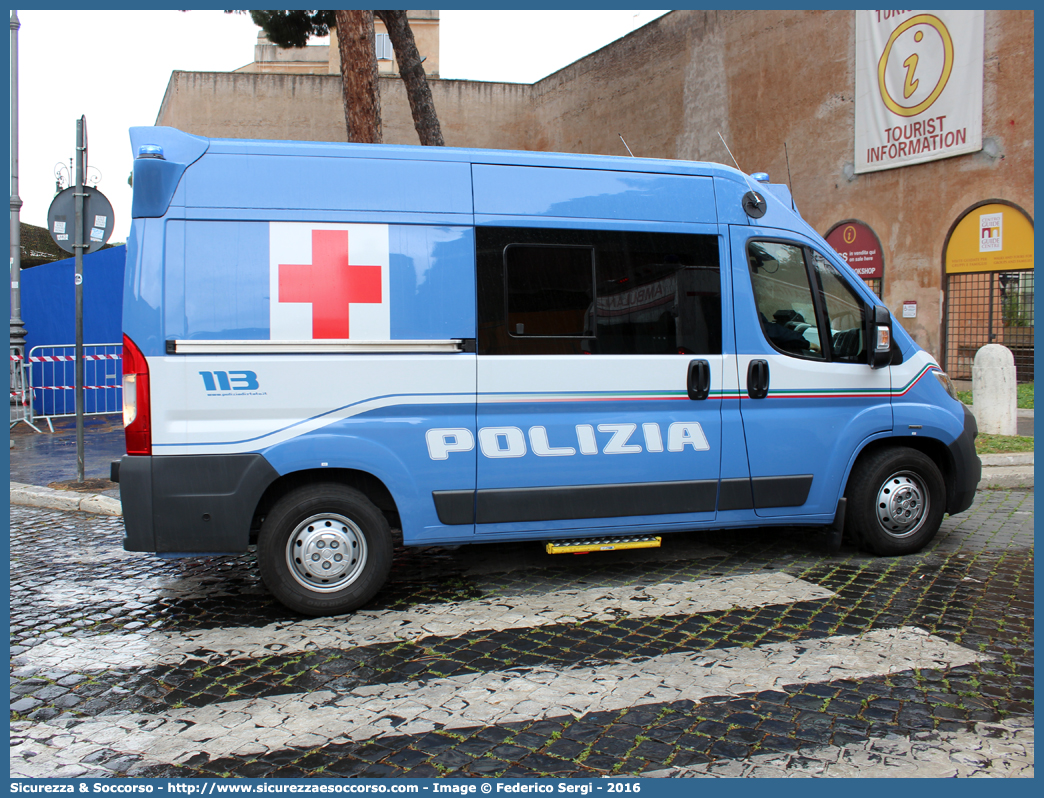 Polizia M0474
Polizia di Stato
Servizio Sanitario
Fiat Ducato III serie restyling
Allestitore Boneschi S.r.l.
Parole chiave: PS;P.S.;Polizia;di;Stato;Servizio;Sanitario;Fiat;Ducato;X290;Boneschi