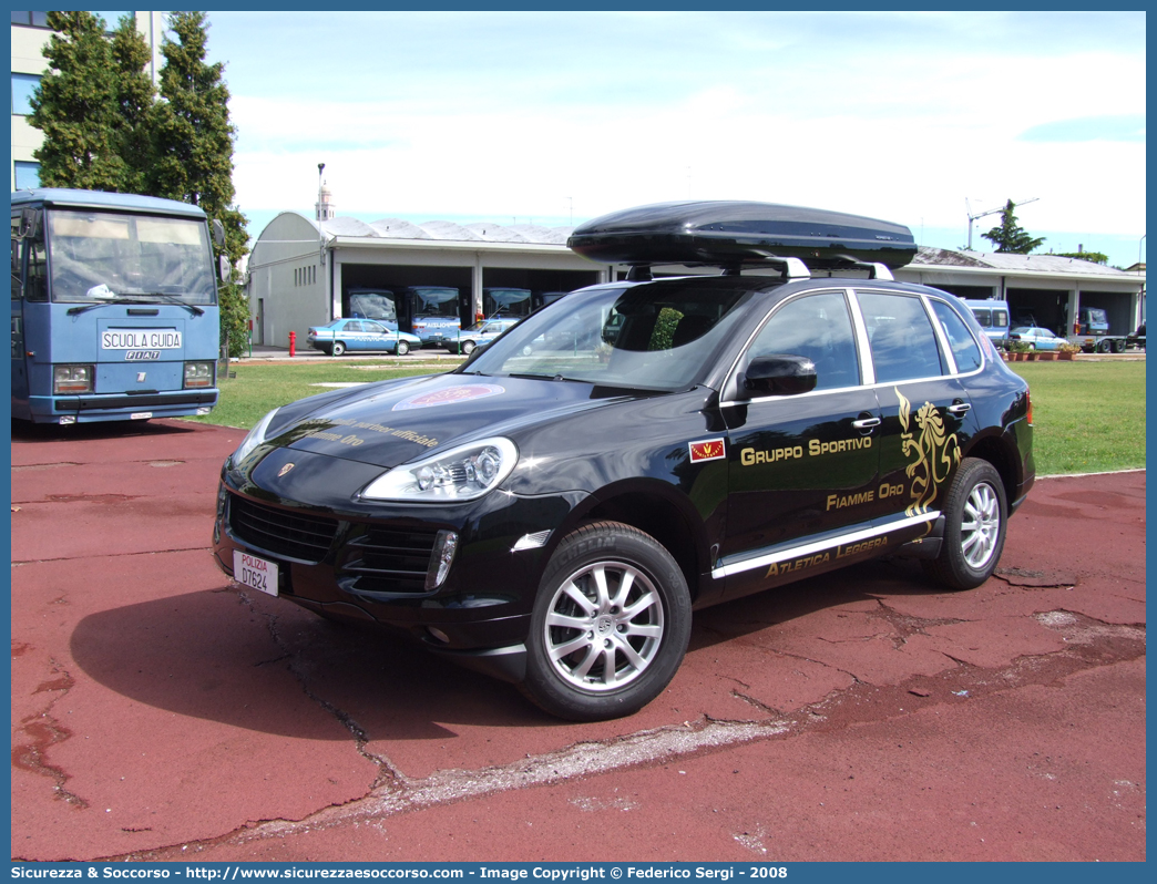 Polizia D7624
Polizia di Stato
Gruppo Sportivo "Fiamme Oro"
Porsche Cayenne II serie

Parole chiave: PS;P.S.;Polizia di Stato;Gruppo Sportivo;Fiamme Oro;Porsche;Cayenne