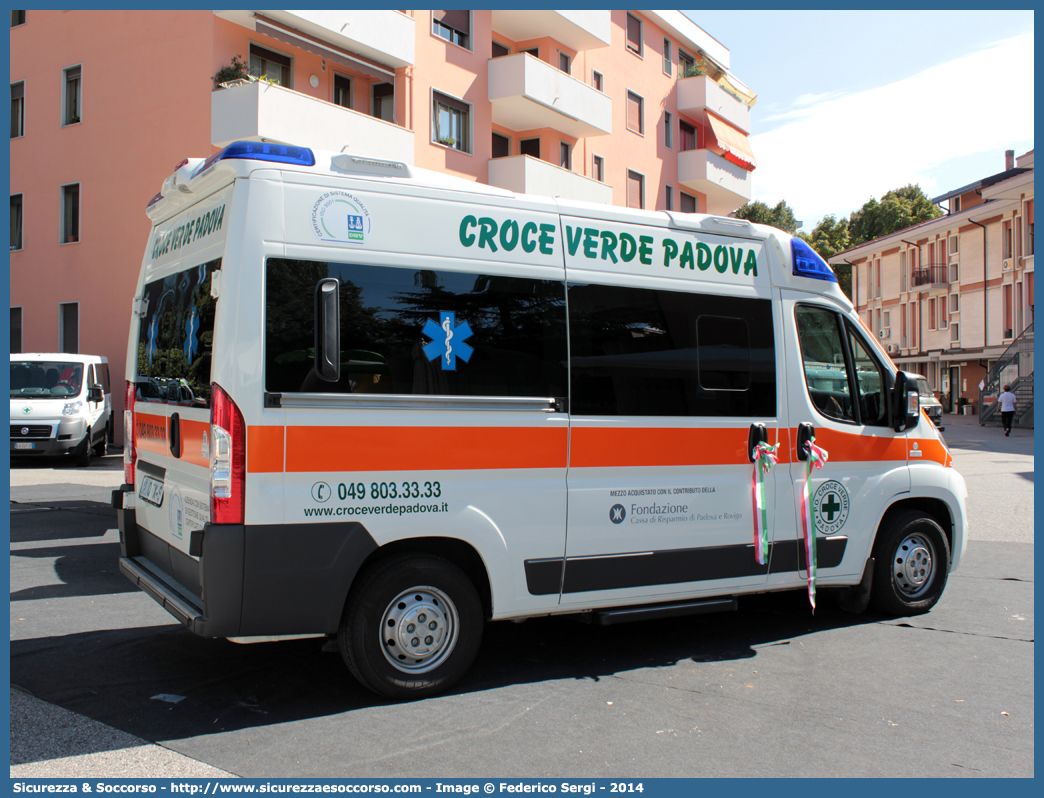 -
Pia Opera Croce Verde Padova
Fiat Ducato III serie
Allestitore Ambitalia S.p.A.
(prototipo)
Parole chiave: Pia;Opera;Croce;Verde;Padova;Ambulanza;Fiat;Ducato;X250;Ambitalia