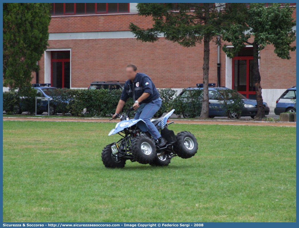 -
Polizia di Stato
Gruppo Sportivo "Fiamme Oro"
ATV QX-110A-06
Parole chiave: PS;P.S.;Polizia di Stato;Gruppo Sportivo;Fiamme Oro;ATV;QX;110A;06