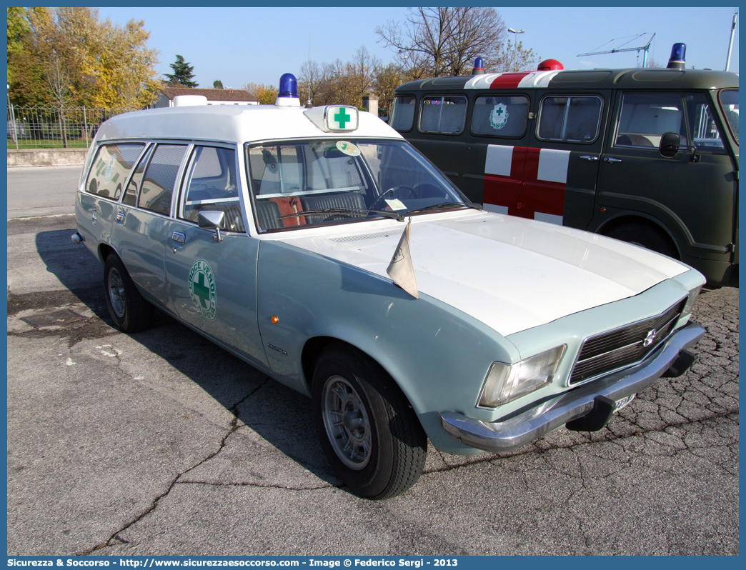 -
P.O. Croce Verde Padova
Museo "Francesco Aguggiaro"
Opel Rekord D
Parole chiave: CV;C.V.;Croce;Verde;Padova;Museo;Storico;Storica;Francesco;Aguggiaro;Opel;Rekord;D