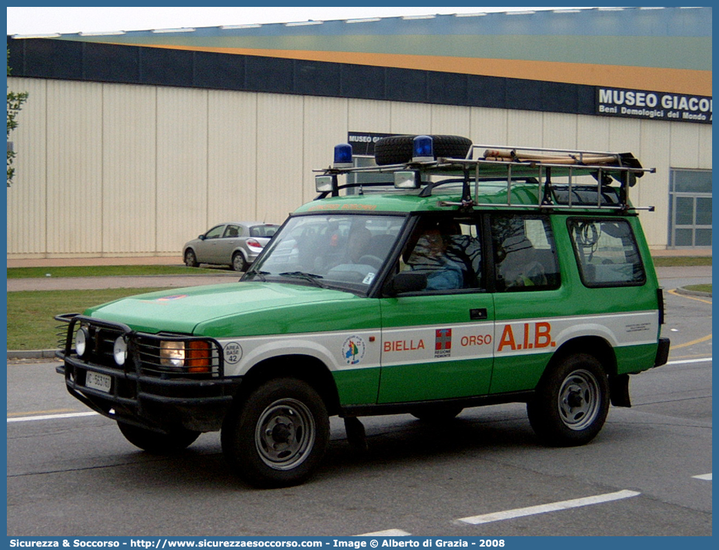 -
Corpo Volontari Antincendi Boschivi
Biella 
Land Rover Discovery I serie
Parole chiave: Corpo;Volontari;Antincendi;Boschivi;AIB;A.I.B.;Piemonte;Biella;Land Rover;Discovery