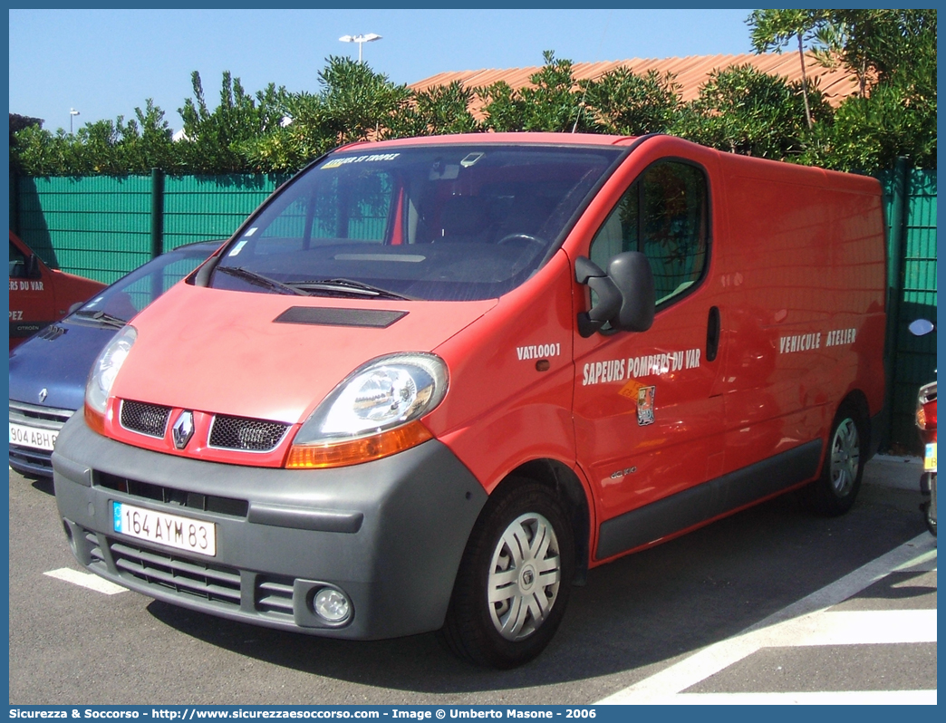 VATL 0001
République Française
Saint Tropez
Véhicule Atelier Transmission Léger
Renault Trafic III generation
Parole chiave: République;Française;SDIS;S.D.I.S.;Service;Départemental;Incendie;Secours;83;Saint;Tropez;VATL;Véhicule;Atelier;Transmission;Léger;Renault;Trafic