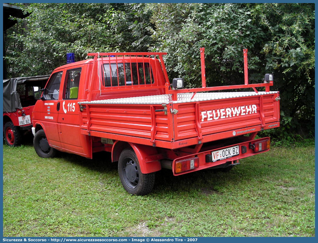 VF 0CK BZ
Vigili del Fuoco Volontari Campo Tures
Freiwillige Feuerwehr Sand in Taufers
Volkswagen Transporter T4 
Parole chiave: VF;VFV;V.F.;V.F.V.;Vigili;Fuoco;Volontari;Freiwillige;Feuerwehr;Campo;Tures;Sand;Taufers;Volkswagen;Transporter;T4