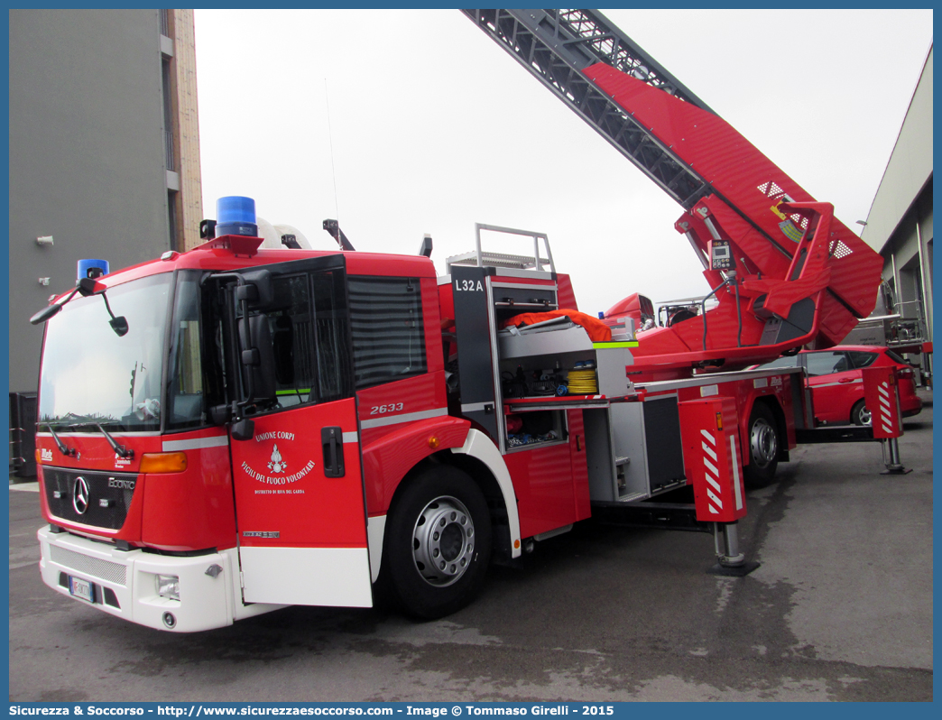 VF 0K2TN
Corpo Vigili del Fuoco Volontari Arco
Mercedes Benz 2633 Econic
Allestitore Brandschutz GmbH
Rosenbauer International A.G.
Parole chiave: VF;V.F.;Vigili;del;Fuoco;Volontari;Arco;Mercedes;Benz;2633;Econic;Brandschutz;Rosenbauer