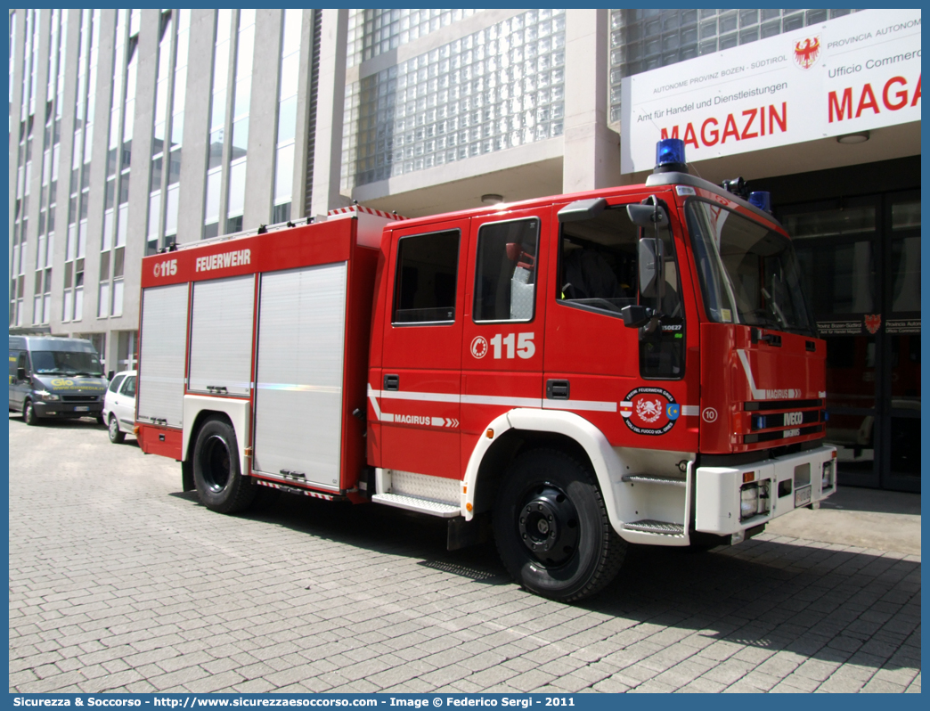 VF 0TL BZ
Vigili del Fuoco Volontari Gries
Freiwillige Feuerwehr Gries
Iveco Magirus EuroFire 150E27 I serie
Parole chiave: VF;VFV;V.F.;V.F.V.;Vigili;Fuoco;Volontari;Freiwillige;Feuerwehr;Gries;Iveco;Magirus;EuroFire;150E27