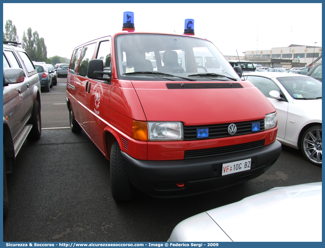 VF 10G BZ
Vigili del Fuoco Volontari Prissiano
Freiwillige Feuerwehr Prissian
Volkswagen Transporter T4
Allestitore Brandschutz S.r.l.
Parole chiave: VF;VFV;V.F.;V.F.V.;Vigili;Fuoco;Volontari;Freiwillige;Feuerwehr;Prissiano;Prissian;Volkswagen;Transporter;T4;Brandschutz