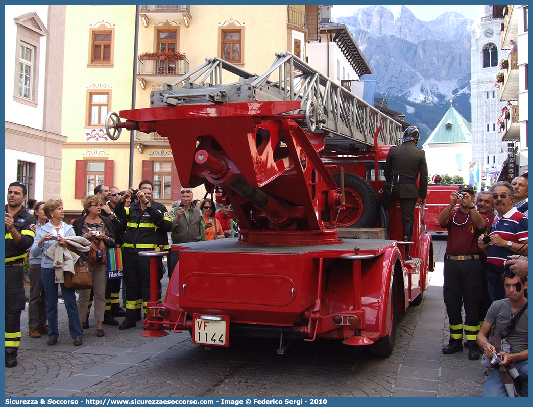 VF 1144
Corpo Nazionale Vigili del Fuoco
Fiat 626N
Allestitore Magirus
Parole chiave: VVF;V.V.F.;Corpo;Nazionale;Vigili;del;Fuoco;AutoScala;AS;Fiat;626N;Magirus