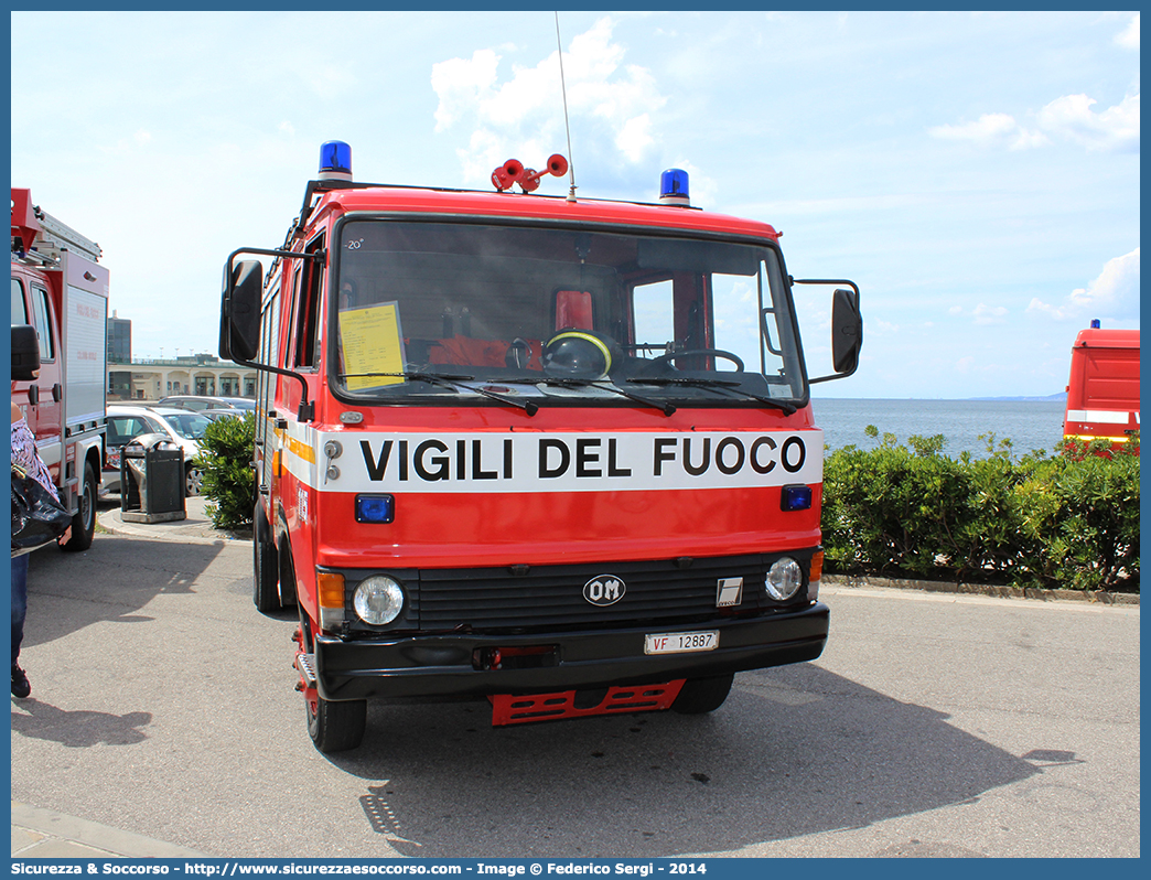 VF 12887
Corpo Nazionale Vigili del Fuoco
Fiat Iveco OM 79-13
Allestitore Baribbi S.p.A.
Parole chiave: VVF;V.V.F.;Corpo;Nazionale;Vigili;del;Fuoco;AutoPompaSerbatoio;APS;AutoPompa;Fiat;Iveco;OM;79-13;79;13;79.13;Baribbi