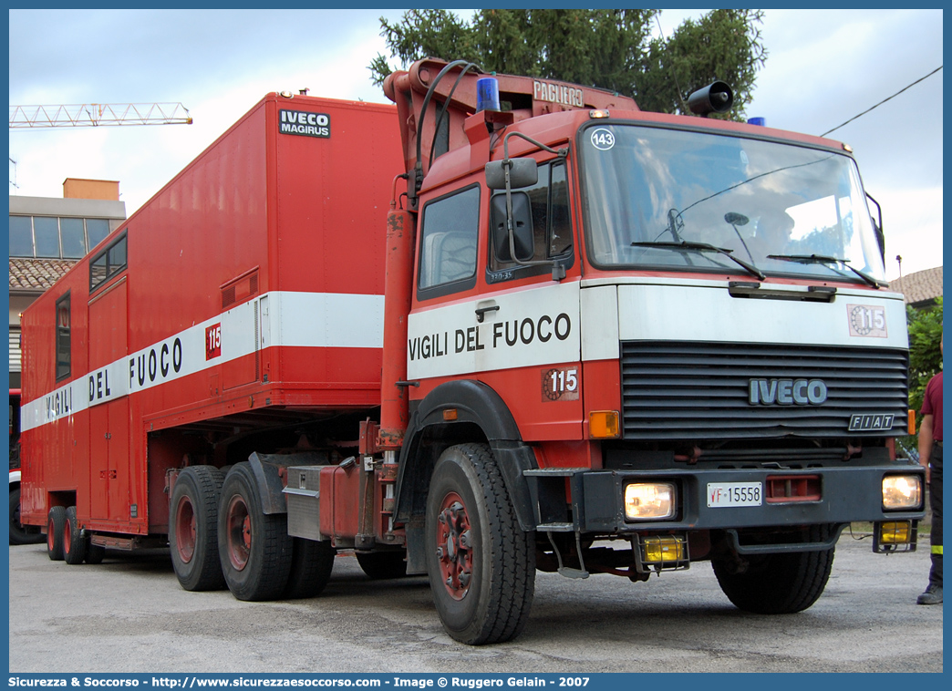 VF 15558
Corpo Nazionale Vigili del Fuoco
Iveco 330-35

Parole chiave: VF;V.F.;VVF;V.V.F.;Corpo;Nazionale;Vigili;del;Fuoco;Iveco;330-35;330;35