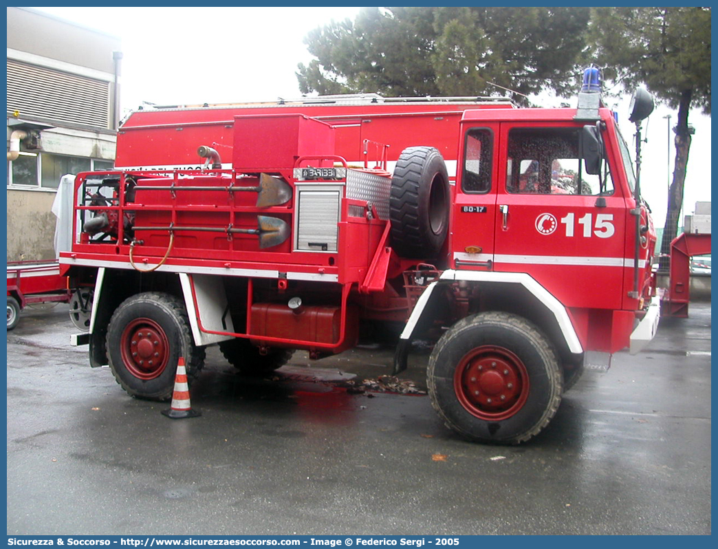 VF 15999
Corpo Nazionale Vigili del Fuoco
Iveco 80-17
Parole chiave: VVF;V.V.F.;Corpo;Nazionale;Vigili;del;Fuoco;Iveco;80-17