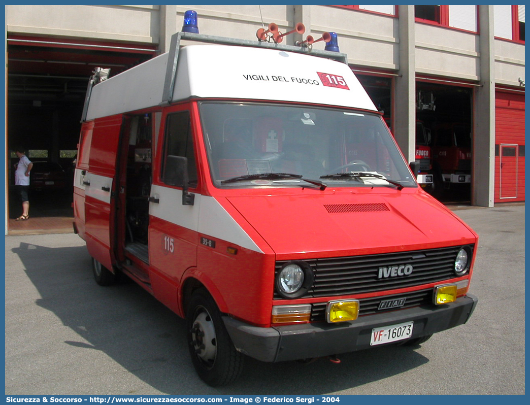 VF 16073
Corpo Nazionale Vigili del Fuoco
Iveco Daily 35-8 I serie
Parole chiave: VF;V.F.;VVF;V.V.F.;Corpo;Nazionale;Vigili del Fuoco;Iveco;Daily;35-8