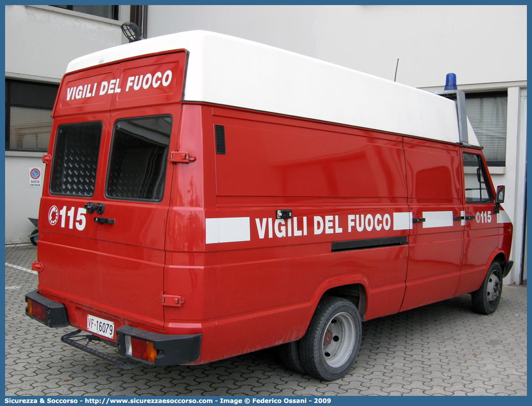 VF 16079
Corpo Nazionale Vigili del Fuoco
Iveco Daily 35-8 I serie
Parole chiave: VF;V.F.;VVF;V.V.F.;Corpo;Nazionale;Vigili del Fuoco;Iveco;Daily;35-8