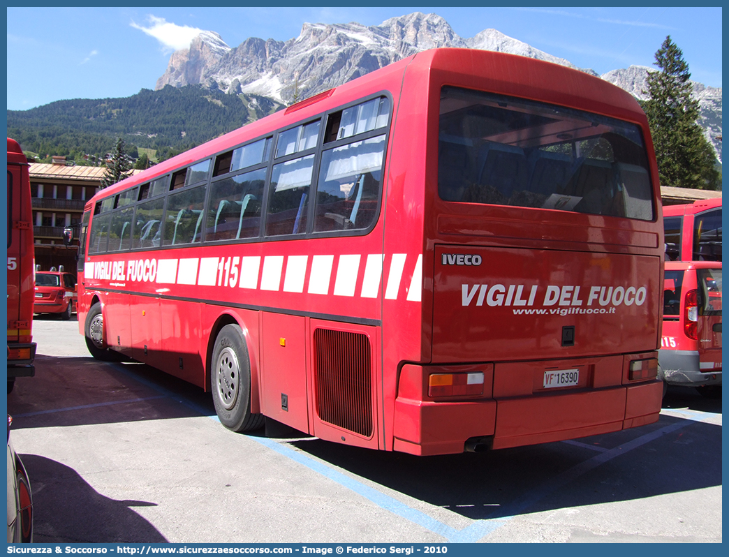 VF 16390
Corpo Nazionale Vigili del Fuoco
Iveco 370S
Parole chiave: VVF;V.V.F.;Corpo;Nazionale;Vigili;del;Fuoco;Iveco;370;370S