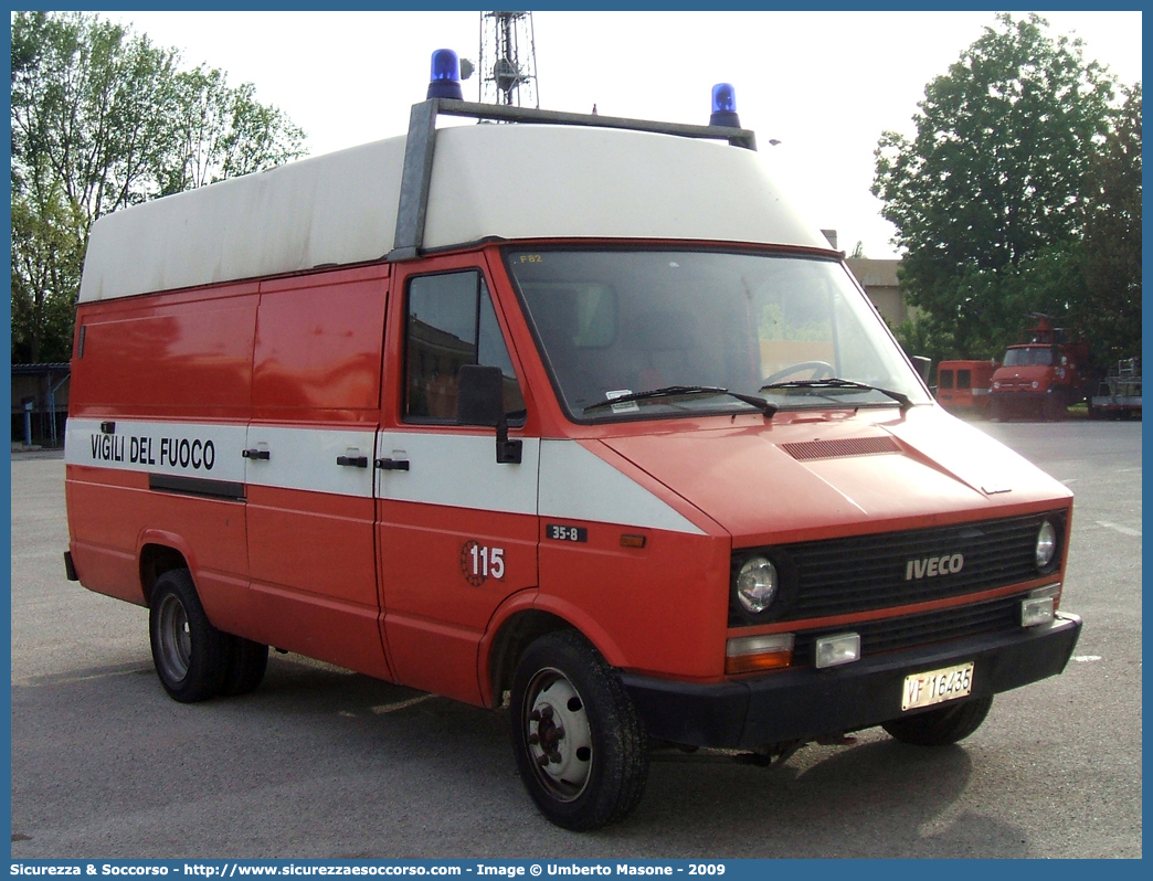 VF 16435
Corpo Nazionale Vigili del Fuoco
Iveco Daily 35-8 I serie
Parole chiave: VF;V.F.;VVF;V.V.F.;Corpo;Nazionale;Vigili del Fuoco;Iveco;Daily;35-8