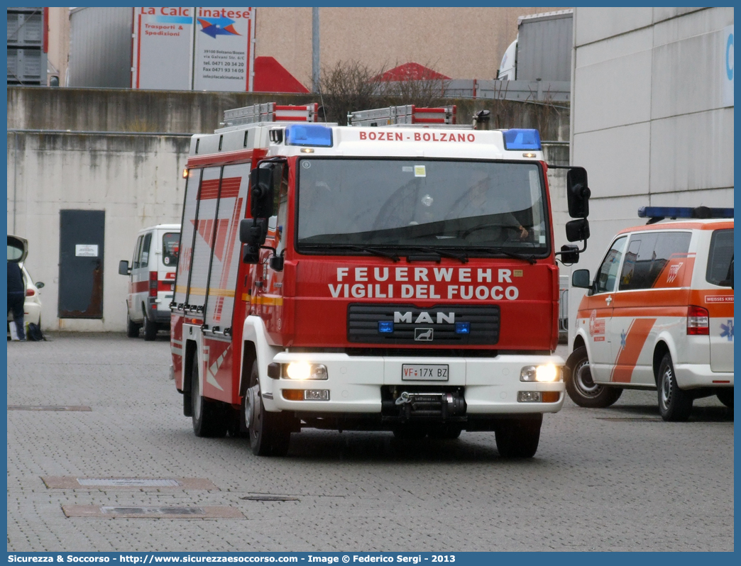 VF 17X BZ
Vigili del Fuoco Volontari Bolzano
Freiwillige Feuerwehr Bozen
Man LE 12.220
Allestitore Brandschutz S.r.l.
Parole chiave: VF;VFV;V.F.;V.F.V.;Vigili;Fuoco;Volontari;Freiwillige;Feuerwehr;Bolzano;Bozen;Man;LE;12.220;Brandschutz