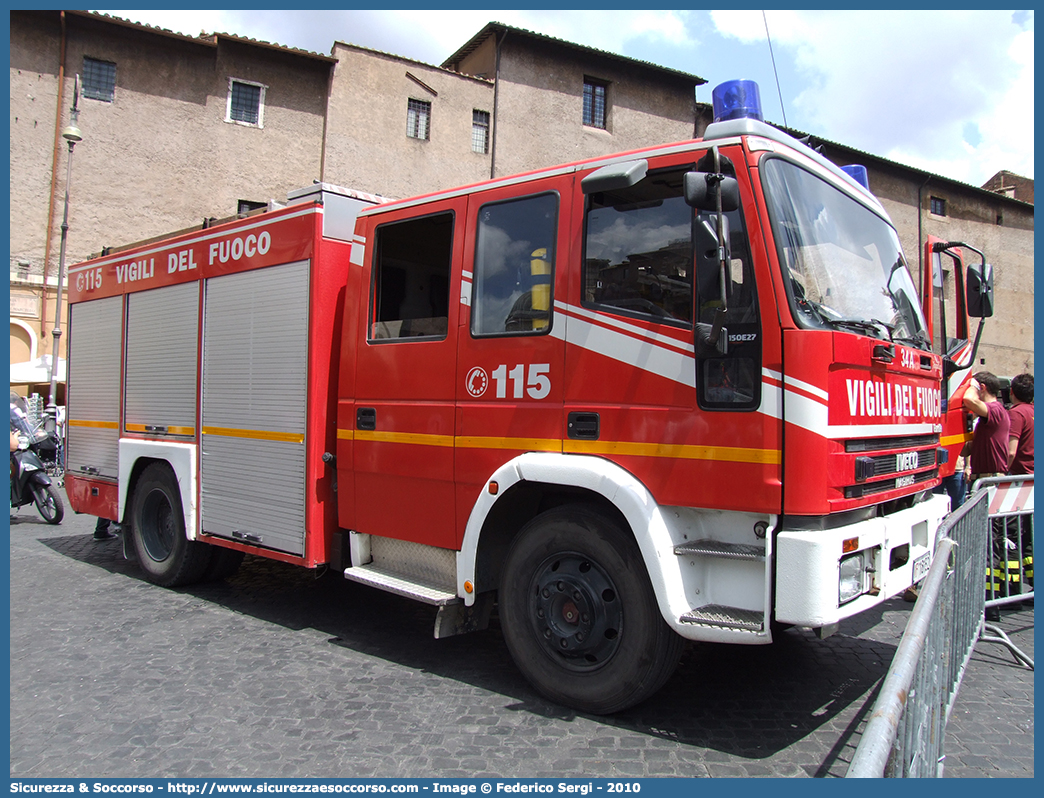 VF 18152
Corpo Nazionale Vigili del Fuoco
Iveco Magirus EuroFire 150E27 I serie
Parole chiave: VVF;V.V.F.;Corpo;Nazionale;Vigili;del;Fuoco;AutoPompaSerbatoio;APS;A.P.S.;Iveco;Magirus;EuroFire;150E27