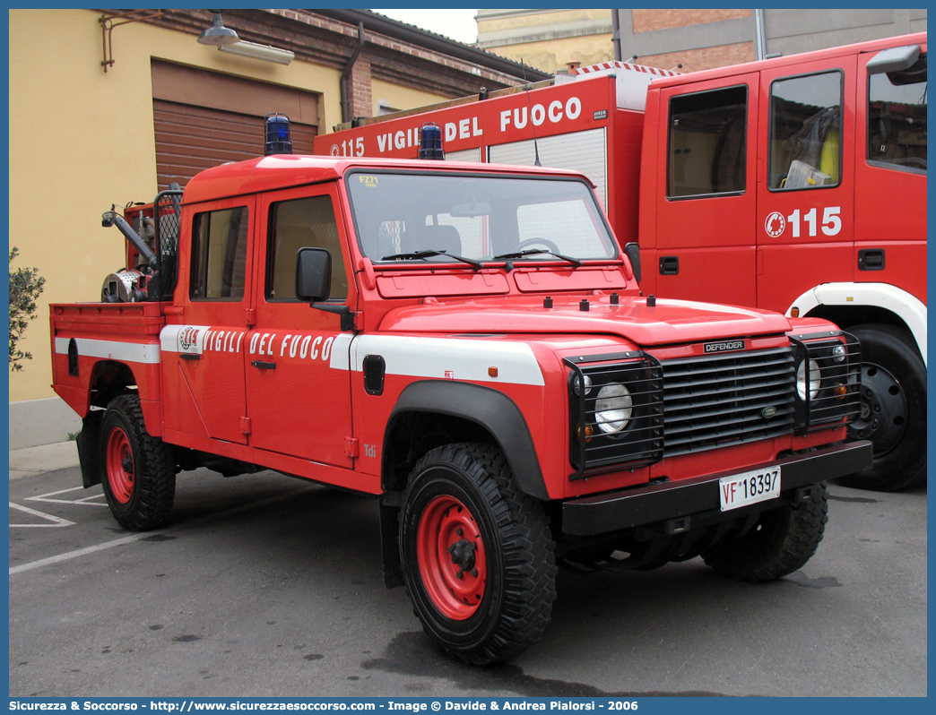 VF 18397
Corpo Nazionale Vigili del Fuoco
Land Rover Defender 130
Parole chiave: VF;VVF;V.F.;V.V.F.;Corpo;Nazionale;Vigili del Fuoco;Vigili;Fuoco;Land Rover;Defender;130