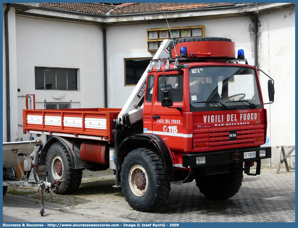 VF 18705
Corpo Nazionale Vigili del Fuoco
Man Meccanica 99 Evoluzione 4x4
Parole chiave: VVF;V.V.F.;Corpo;Nazionale;Vigili;del;Fuoco;Man;Meccanica;99;Evoluzione