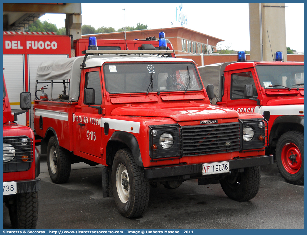 VF 19036
Corpo Nazionale Vigili del Fuoco
Land Rover Defender 110
Parole chiave: VF;VVF;V.F.;V.V.F.;Corpo;Nazionale;Vigili del Fuoco;Vigili;Fuoco;Land Rover;Defender;110