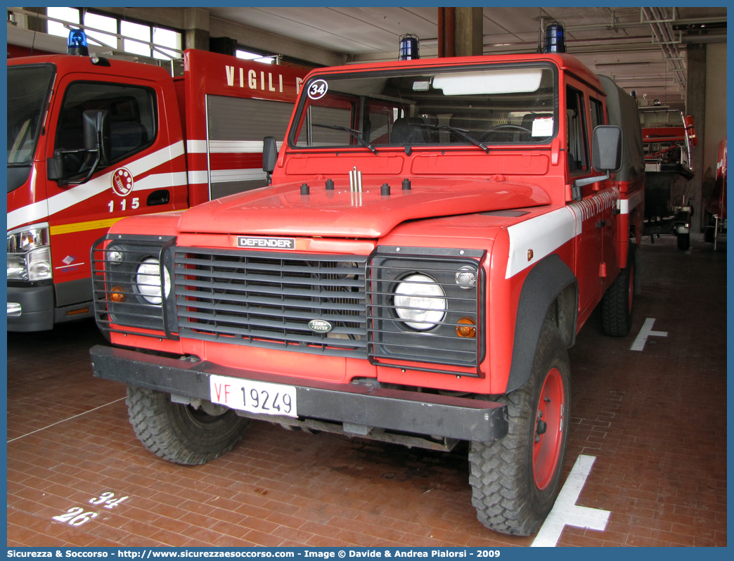 VF 19249
Corpo Nazionale Vigili del Fuoco
Land Rover Defender 130
Parole chiave: VF;VVF;V.F.;V.V.F.;Corpo;Nazionale;Vigili del Fuoco;Vigili;Fuoco;Land Rover;Defender;130