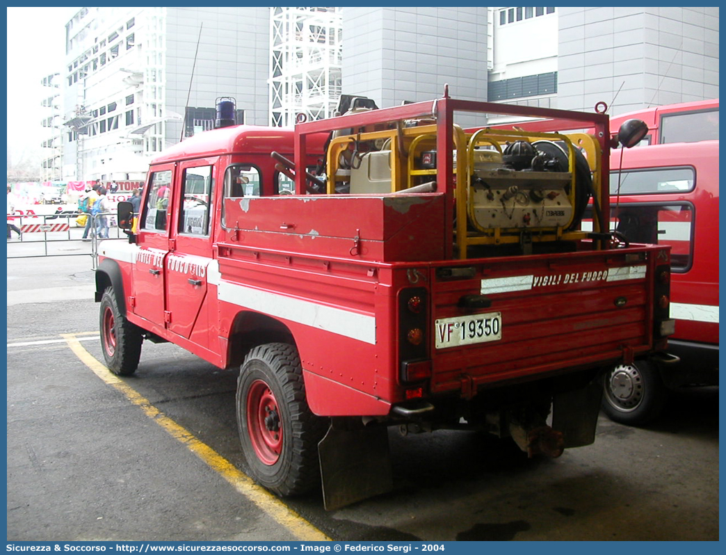 VF 19350
Corpo Nazionale Vigili del Fuoco
Land Rover Defender 130

Parole chiave: VF;VVF;V.F.;V.V.F.;Corpo;Nazionale;Vigili del Fuoco;Vigili;Fuoco;Land Rover;Defender;130