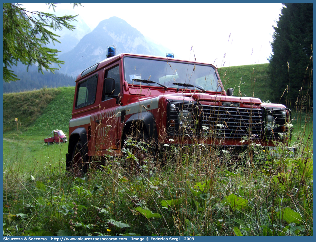 VF 19493
Corpo Nazionale Vigili del Fuoco
Land Rover Defender 90
Parole chiave: VF;VVF;V.F.;V.V.F.;Corpo;Nazionale;Vigili del Fuoco;Vigili;Fuoco;Land Rover;Defender;90;19493