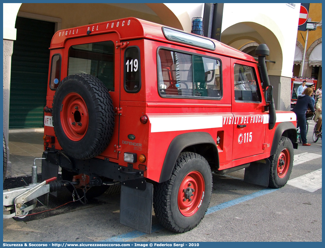 VF 19495
Corpo Nazionale Vigili del Fuoco
Land Rover Defender 90
Parole chiave: VF;VVF;V.F.;V.V.F.;Corpo;Nazionale;Vigili del Fuoco;Vigili;Fuoco;Land Rover;Defender;90;19495