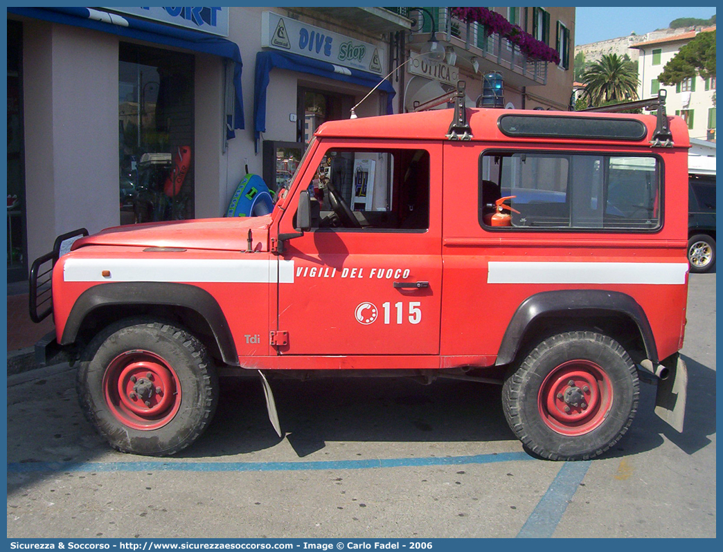 VF 19568
Corpo Nazionale Vigili del Fuoco
Land Rover Defender 90
Parole chiave: VF;VVF;V.F.;V.V.F.;Corpo;Nazionale;Vigili del Fuoco;Vigili;Fuoco;Land Rover;Defender;90;19568