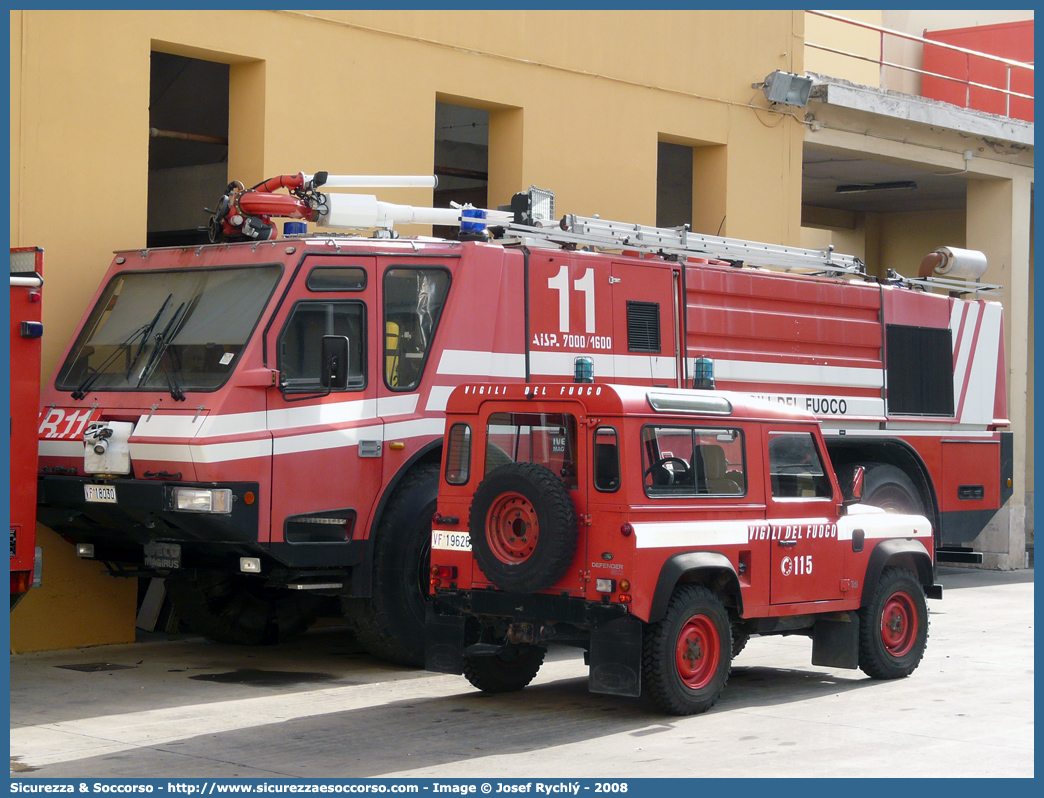 VF 19626
Corpo Nazionale Vigili del Fuoco
Land Rover Defender 90
Parole chiave: VF;VVF;V.F.;V.V.F.;Corpo;Nazionale;Vigili del Fuoco;Vigili;Fuoco;Land Rover;Defender;90;19626