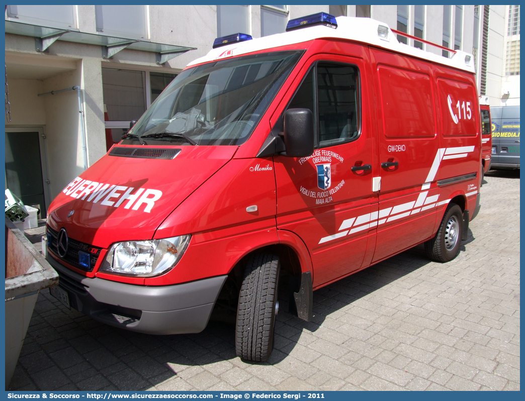 VF 19A BZ
Vigili del Fuoco Volontari Maia Alta
Freiwillige Feuerwehr Obermais
Mercedes-Benz Sprinter 316 I serie restyling
GW-DEKO
Allestitore Kofler Fahrzeugbau S.n.c.
Parole chiave: VF;VFV;V.F.;V.F.V.;Vigili;Fuoco;Volontari;Freiwillige;Feuerwehr;Maia Alta;Obermais;Mercedes;Benz;Sprinter;Kofler;Fahrzeugbau;GW-DEKO