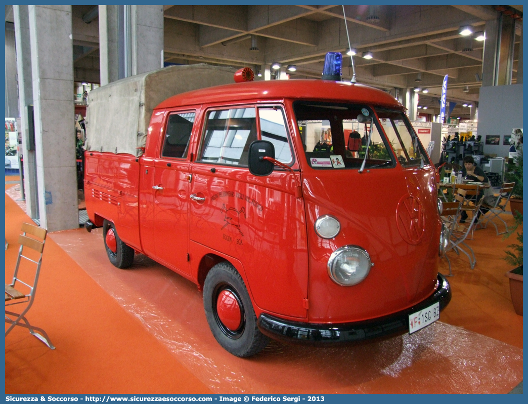 VF 1SG BZ
Vigili del Fuoco Volontari Ega
Freiwillige Feuerwehr Eggen
Volkswagen 265 Double Cab
Parole chiave: VF;VFV;V.F.;V.F.V.;Vigili;Fuoco;Volontari;Freiwillige;Feuerwehr;Ega;Eggen;Volkswagen;265