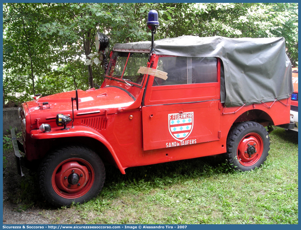 VF 1X5 BZ
Vigili del Fuoco Volontari Campo Tures
Freiwillige Feuerwehr Sand in Taufers
Fiat Campagnola
Parole chiave: VF;VFV;V.F.;V.F.V.;Vigili;Fuoco;Volontari;Freiwillige;Feuerwehr;Campo;Tures;Sand;Taufers;Fiat;Campagnola;AR56