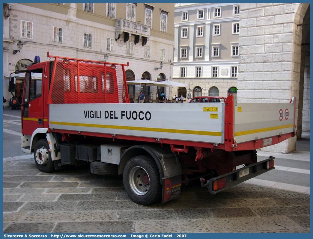 VF 21625
Corpo Nazionale Vigili del Fuoco
Iveco EuroCargo 65E15 I serie
Parole chiave: VF;V.F.;VVF;V.V.F.;Corpo;Nazionale;Vigili del Fuoco;Iveco;EuroCargo;65E15