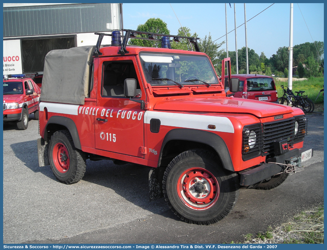 VF 21687
Corpo Nazionale Vigili del Fuoco
Land Rover Defender 90 Pick Up
Parole chiave: VF;VVF;V.F.;V.V.F.;Corpo;Nazionale;Vigili del Fuoco;Vigili;Fuoco;Land Rover;Defender;90;21687