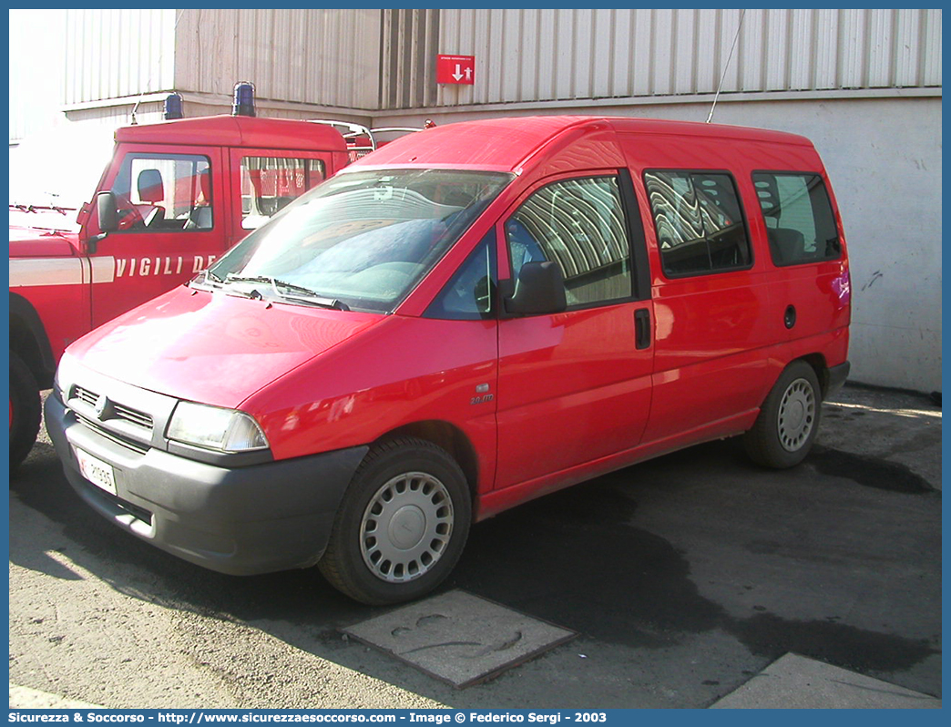 VF 21935
Corpo Nazionale Vigili del Fuoco
Fiat Scudo I serie
Parole chiave: VVF;V.V.F.;Corpo;Nazionale;Vigili;del;Fuoco;Fiat;Scudo