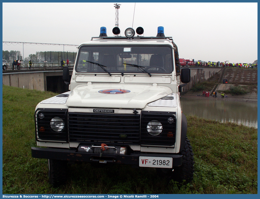 VF 21982
Corpo Nazionale Vigili del Fuoco
Land Rover Defender 130
(fornitura regione Emilia Romagna)
Parole chiave: VF;VVF;V.F.;V.V.F.;Corpo;Nazionale;Vigili del Fuoco;Vigili;Fuoco;Land Rover;Defender;130