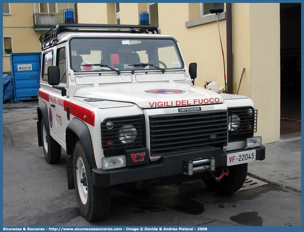 VF 22045
Corpo Nazionale Vigili del Fuoco
Land Rover Defender 90
Parole chiave: VF;VVF;V.F.;V.V.F.;Corpo;Nazionale;Vigili del Fuoco;Vigili;Fuoco;Land Rover;Defender;90;22045